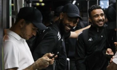 "Qarabağ" "Benfika" ilə qarşılaşmaq üçün Lissabona gəlib