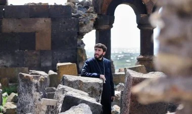 Paşinyan II Qareginin yerinə namizəd tapıb