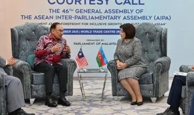 Milli Məclisin sədri Malayziyanın Baş naziri ilə görüşüb