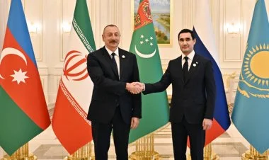 İlham Əliyev Türkmənistanın Prezidentini təbrik edib