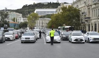 Şəhidlərin xatirəsi bir dəqiqəlik sükutla yad edilib
