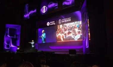 “INMerge” Sammitində “Netflix”in ilk rəhbəri çıxış edib