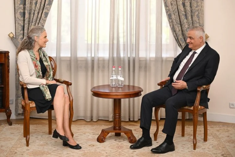 Maqdalena Qrono Naxçıvandan Ermənistana gedib