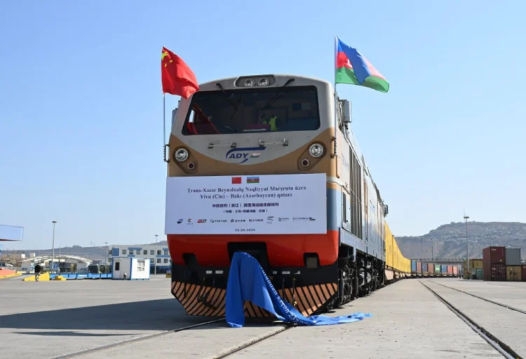 Çindən Azərbaycana yola düşən qatar Bakıya çatıb