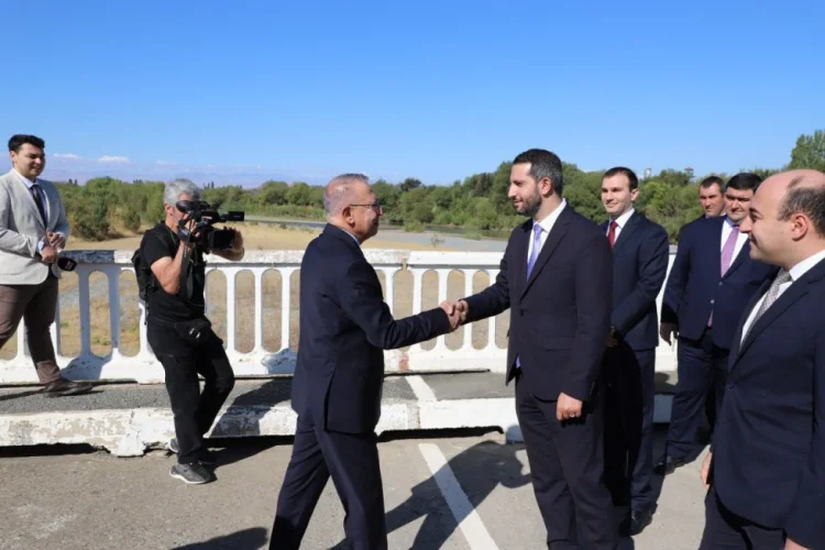 Türkiyə nümayəndəsi Serdar Kılıç Ermənistana gəlib