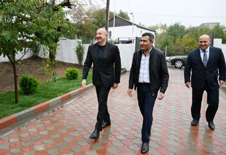 İlham Əliyev Xocavənd rayonunun Hadrut qəsəbəsində olub
