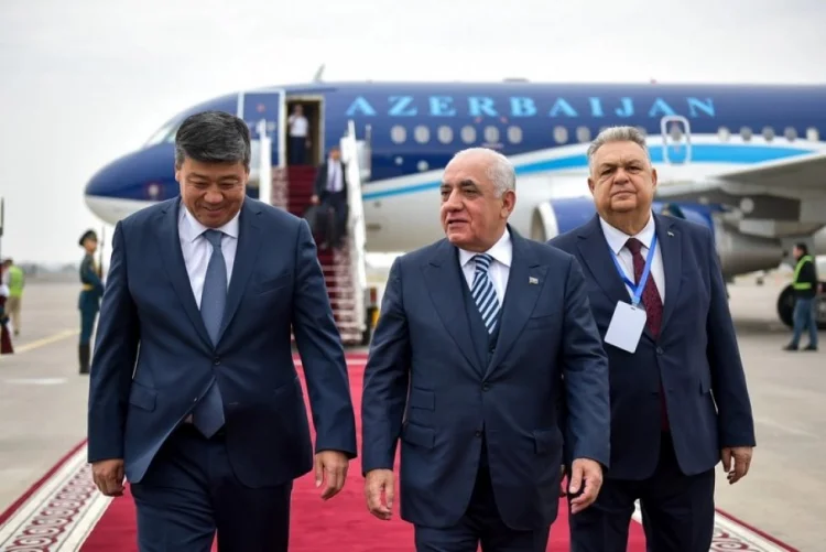 Əli Əsədov Qırğızıstana, TDT sammitinə gəlib
