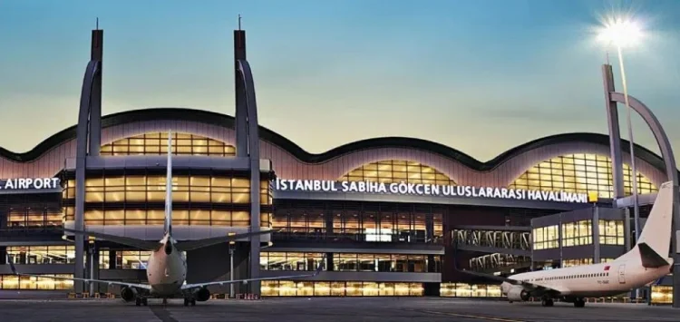 İstanbulun S.Gökçen aeroportunda uçuşlara fasilə verilib