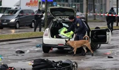 Münhendə yaşayış binasında partlayışlar baş verib