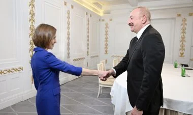 İlham Əliyev Kopenhagendə Moldova Prezidenti ilə görüşüb
