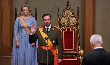 Lüksemburq Hersoqu Anri hakimiyyəti oğluna təhvil verib