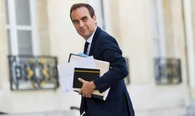 Fransada 1 il ərzində 4-üncü Baş nazir  istefa verdi FOTO