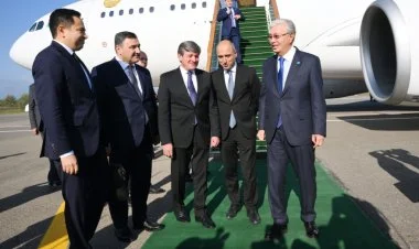 Qazaxıstan Prezidenti Kasım-Jomart Tokayev Azərbaycana gəlib