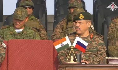 Rusiya-Hindistan “İndra-2025” hərbi təlimləri başlayıb FOTO