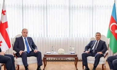 Azərbaycan və Gürcüstan müdafiə nazirləri görüşüblər