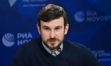 "Sputnik Azərbaycan"ın rəhbəri ev dustaqlığına buraxılıb