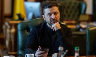 Ukrayna və Fransa prezidentləri telefonla danışıb