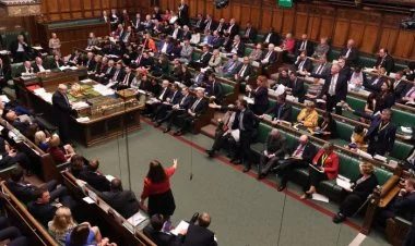 Britaniya Bakı və İrəvana silah embarqosunu aradan qaldırır