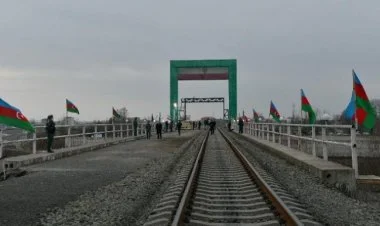 Azərbaycan,İran və Rusiya nümayəndələri Astaraçay körpüsündə