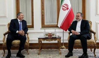 Xələf Xələfov Tehranda Abbas Əraqçi ilə görüşüb