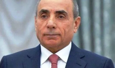 Yaqub Eyyubov "İstiqlal" ordeni ilə təltif edilib