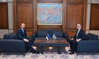Azərbaycan və Estoniya XİN rəhbəri arasında görüş başlayıb