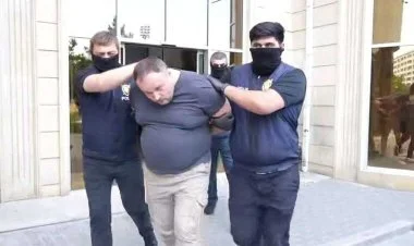 “Sputnik”in redaktoru 3 aylıq ev dustaqlığına buraxılıb FOTO