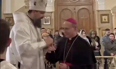 Bakıda Katolik keşiş Pravoslav kilsənin mərasimində