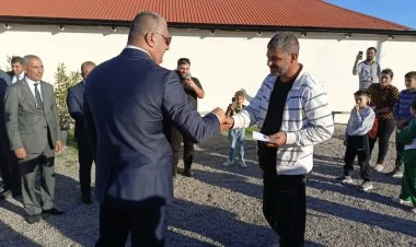 Qırmızı bazar qəsəbəsi və Sos kəndinə növbəti köç