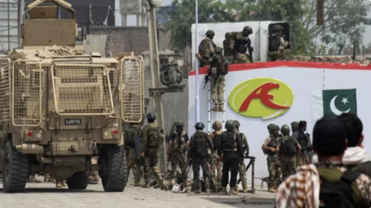 Pakistanın Əfqanıstanla sərhədində 11 hərbçisi öldürülüb