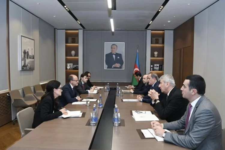 Ceyhun Bayramov İspaniyanın dövlət katibi ilə görüşüb