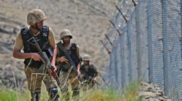 Pakistan Əfqanıstanın 19 postunu ələ keçirib