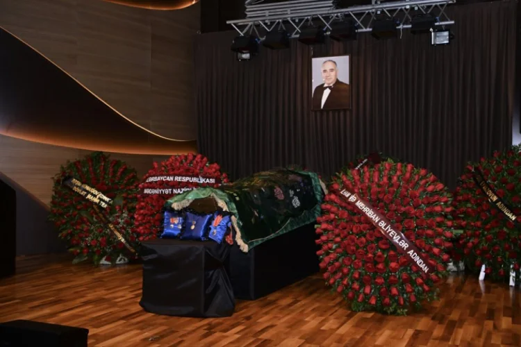 Xalq artisti Ramiz Quliyev II Fəxri xiyabanda dəfn olunub