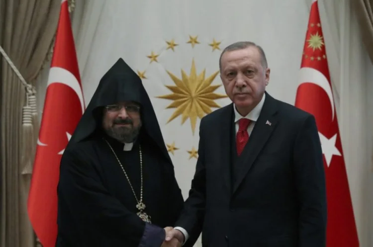 Ərdoğan erməni kilsəsinin patriarxına başsağlığı verib