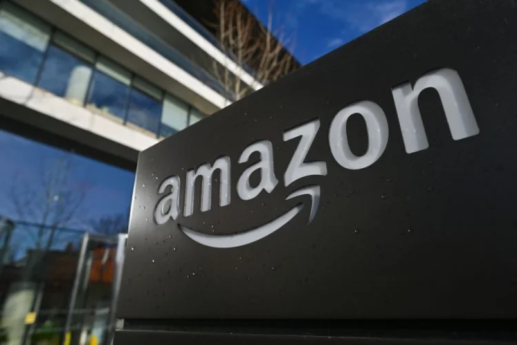 Amazon-un kəsilməsi internetin yarısını sıradan çıxarıb