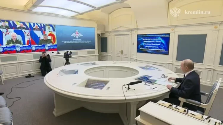 Putin Rusiyanın strateji nüvə silahını sınaqdan keçirir