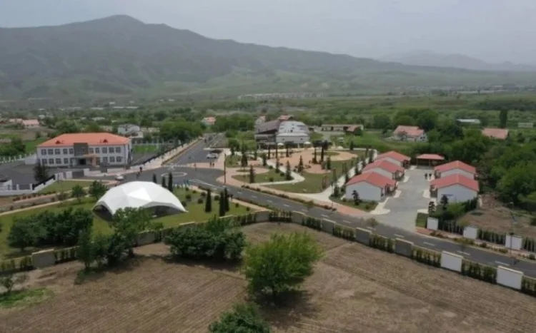 Xocalının Seyidbəyli kəndinə növbəti köç olub