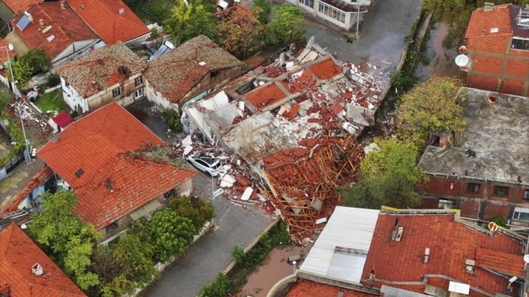 Türkiyədə 6,1 bal gücündə zəlzələ baş verib VİDEO