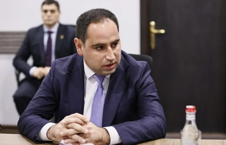 Ermənistan Yerasx-Sədərək dəmir yoluna vəsait ayırmayıb