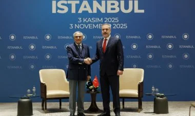 Türkiyə və Pakistan XİN başçıları görüşüb