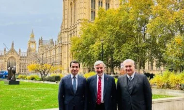Hikmət Hacıyev Londonda Lord Con Alderdas ilə görüşüb