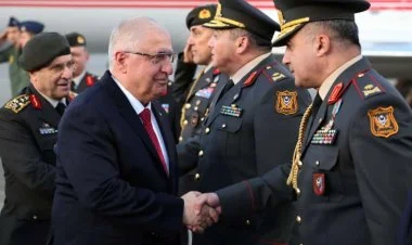 Türkiyənin milli müdafiə naziri Azərbaycana gəlib