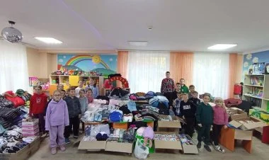 Azərbaycan Ukrayna uşaqlarına humanitar yardım göndərib