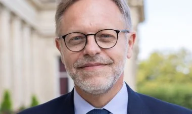 Fransa Gürcüstanda da aranı qarışdırmaq istəyir