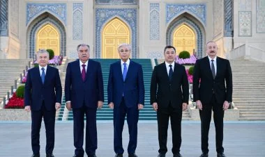 Azərbaycan Prezidenti İlham Əliyev Özbəkistanda səfərdədir