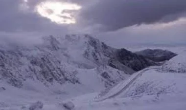 Murovdağa qar yağıb