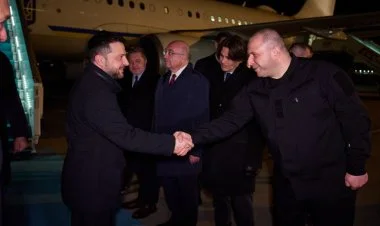 Zelenski Türkiyəyə səfərə gəlib