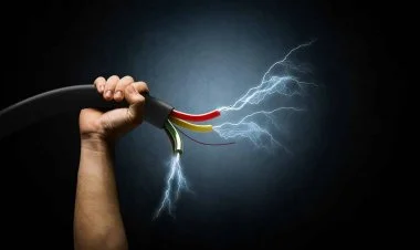 Bakıda restoranda 4 nəfəri elektrik cərəyanı vuraraq öldürüb