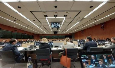 Hikmət Hacıyev Brüsseldə Aİ rəsmiləri ilə görüşüb