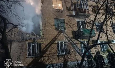 Rusiya ordusu Kiyevə hücum edib: 2 nəfər ölüb, 15 yaralı var